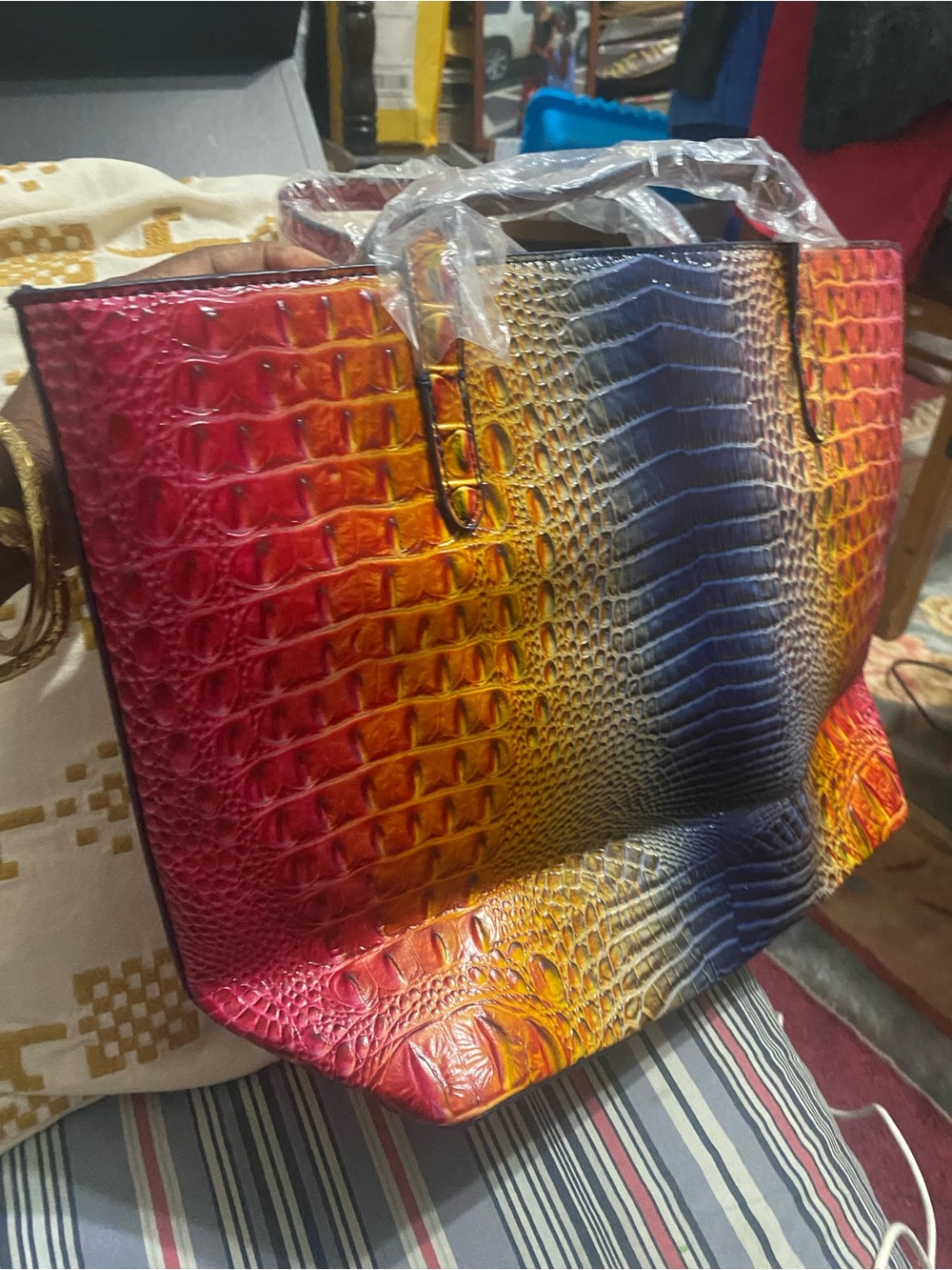 Vibrant Gradient Croc-Embossed Tote Bag - Multicolor large size bag